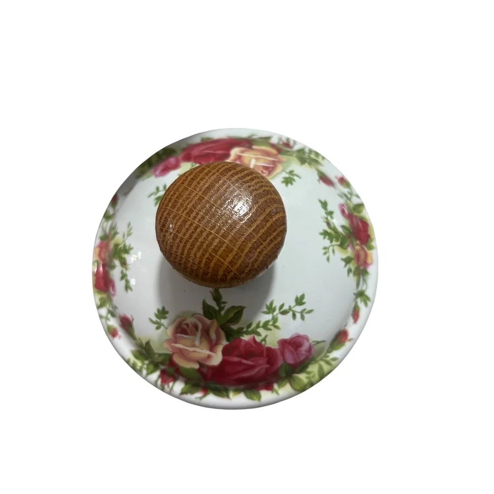 Royal Albert vintage style